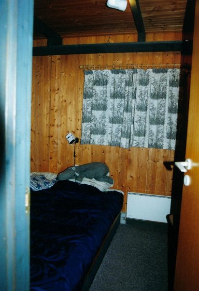 2001.11 DK 01.37 slaapkamer huisje1